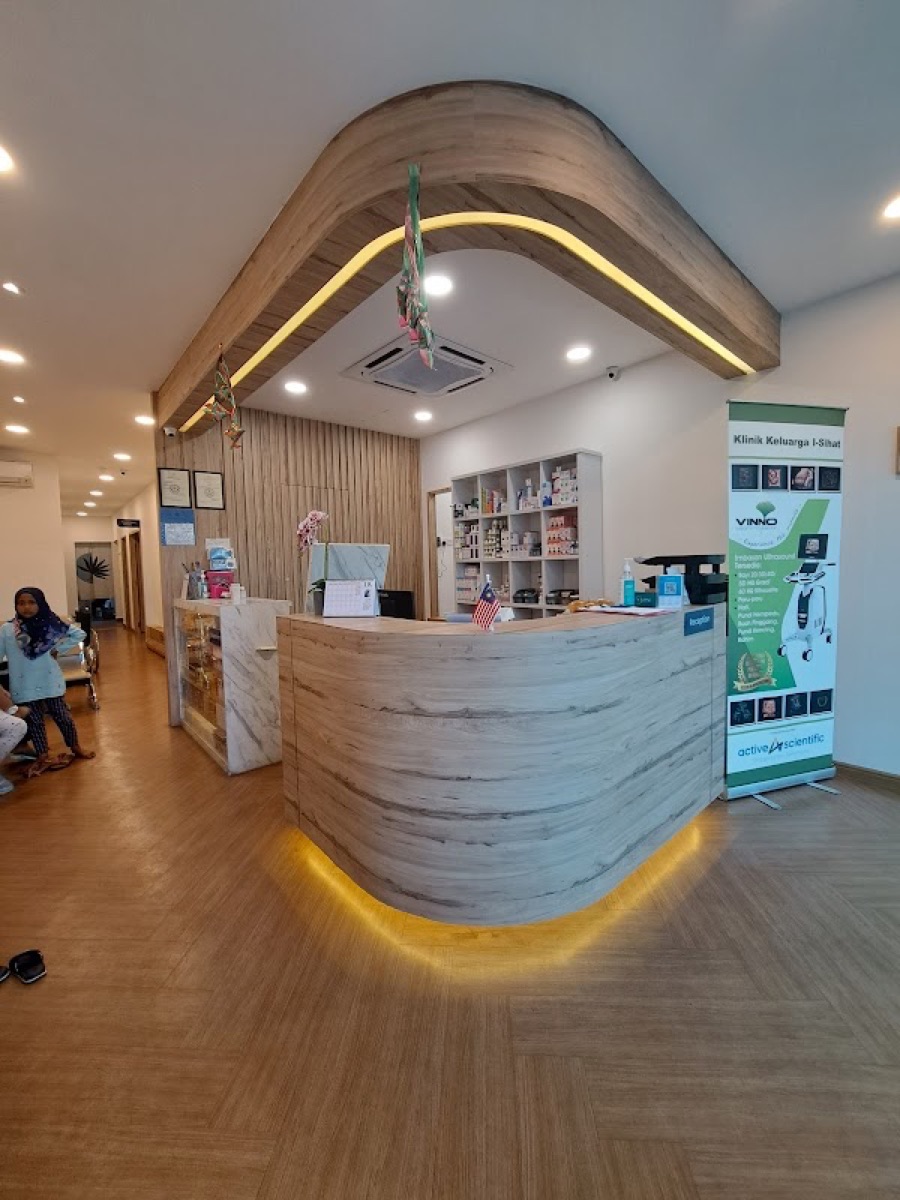 Klinik Keluarga i-SiHAT Larkin exterior